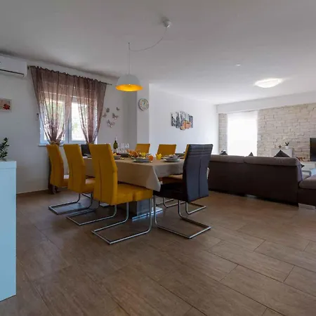 Holiday home In 39285 Grizane-Belgrad