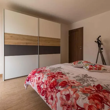 In 39285 Holiday home Grizane-Belgrad